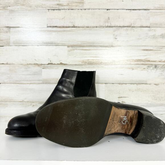 Fatta A Mano Women Black Leather W/ Stretch Sides Rounded Toe Ankle Booties 36 - Picture 3 of 6